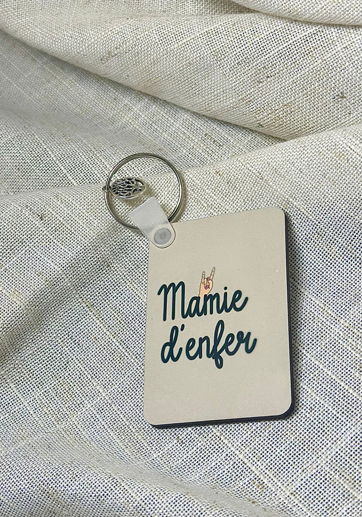 Porte clé "Mamie d'enfer"